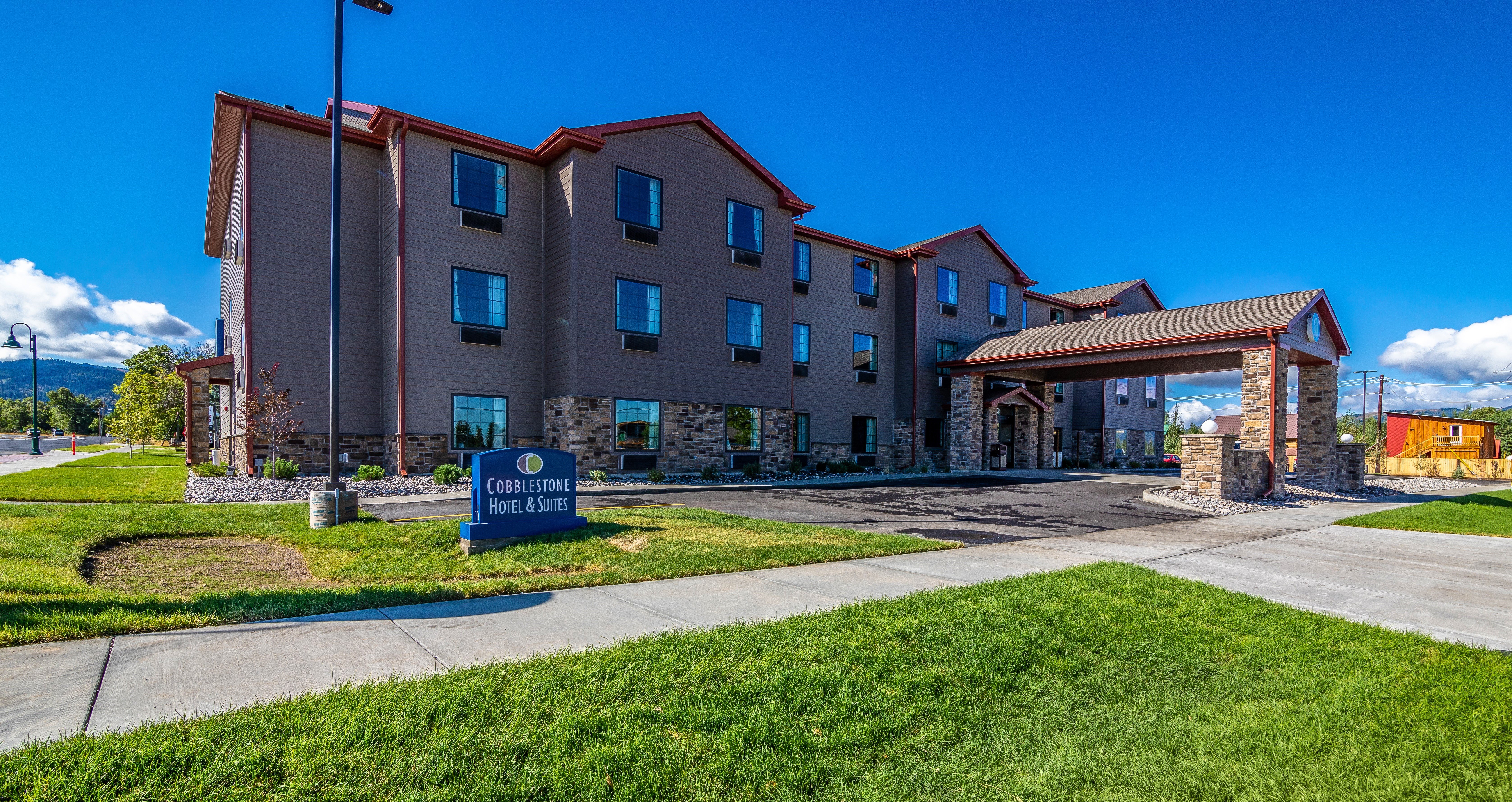 COBBLESTONE HOTEL & SUITES - VICTOR - Updated 2024 Reviews, Photos & Prices