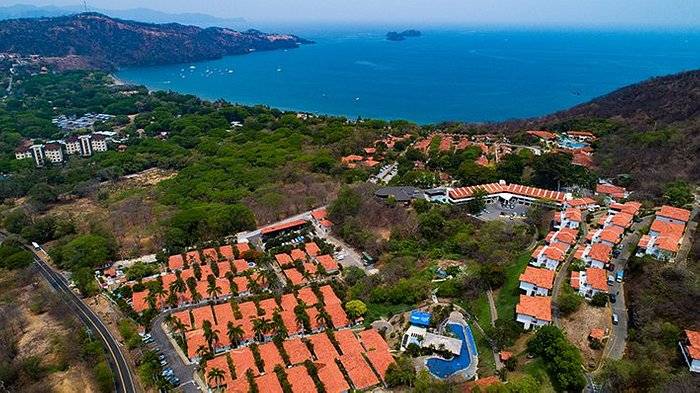Villas Sol Hotel &amp; Beach Resort, Playa Hermosa bölgesinde otel