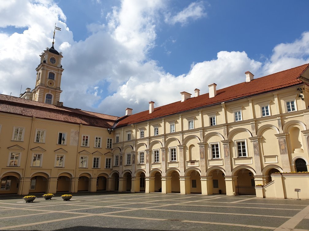 Vilnius University (Vilniaus Universitetas) (Vilna) 2022 Lo que se