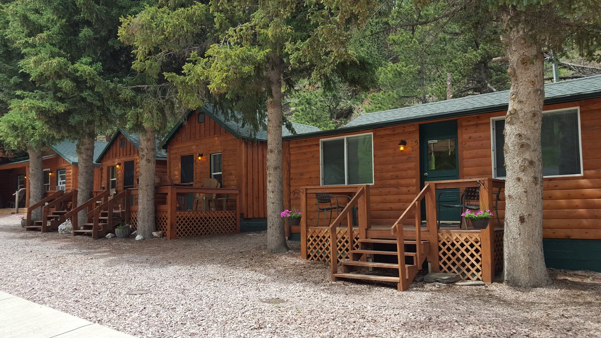THE 10 CLOSEST Hotels to Best Western Golden Spike Inn & Suites, Hill City