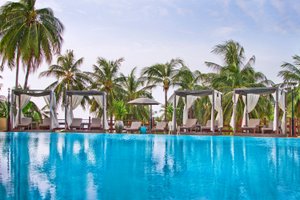 Piscine et plage