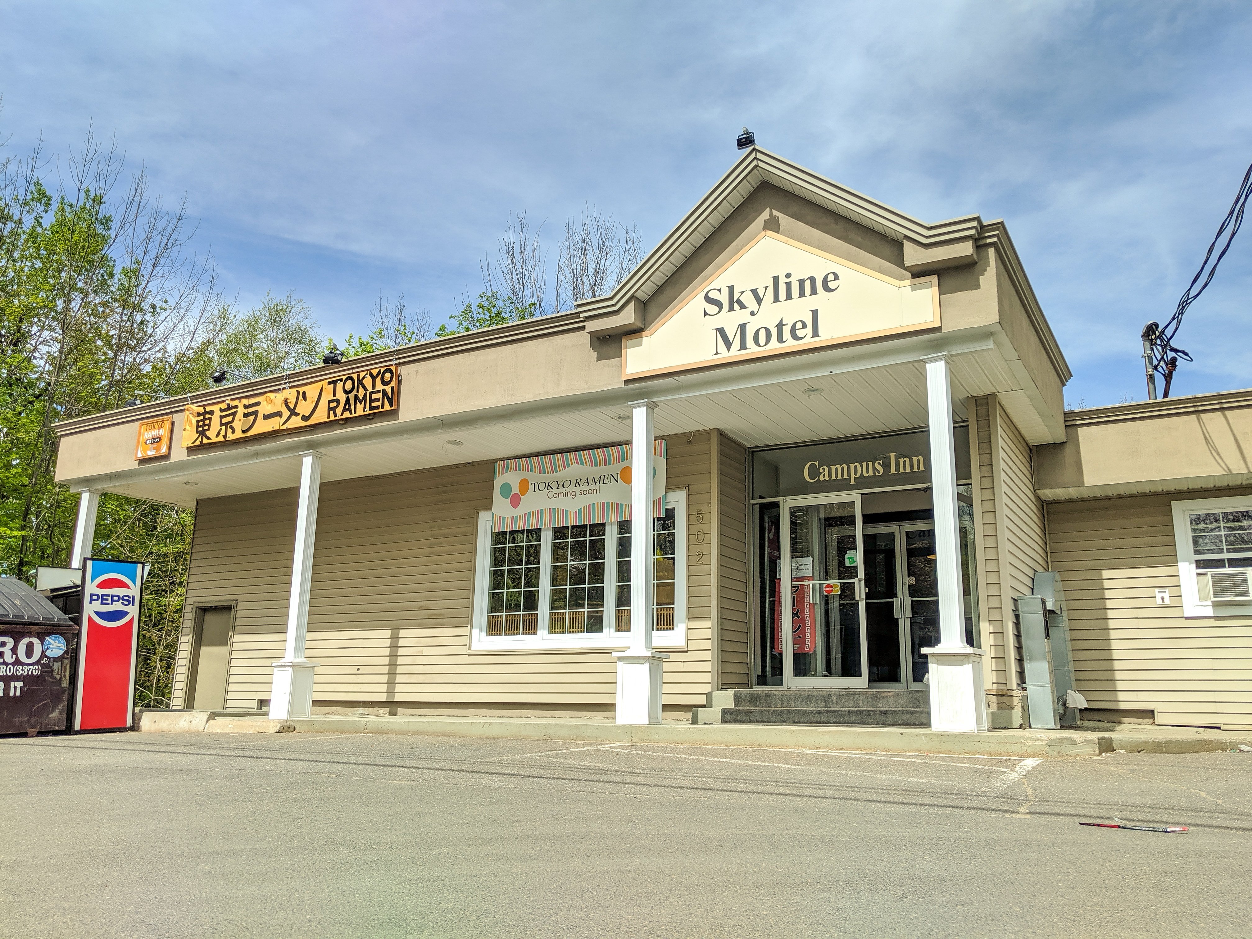 SKYLINE MOTEL - Prices & Inn Reviews (Fredericton, New Brunswick ...