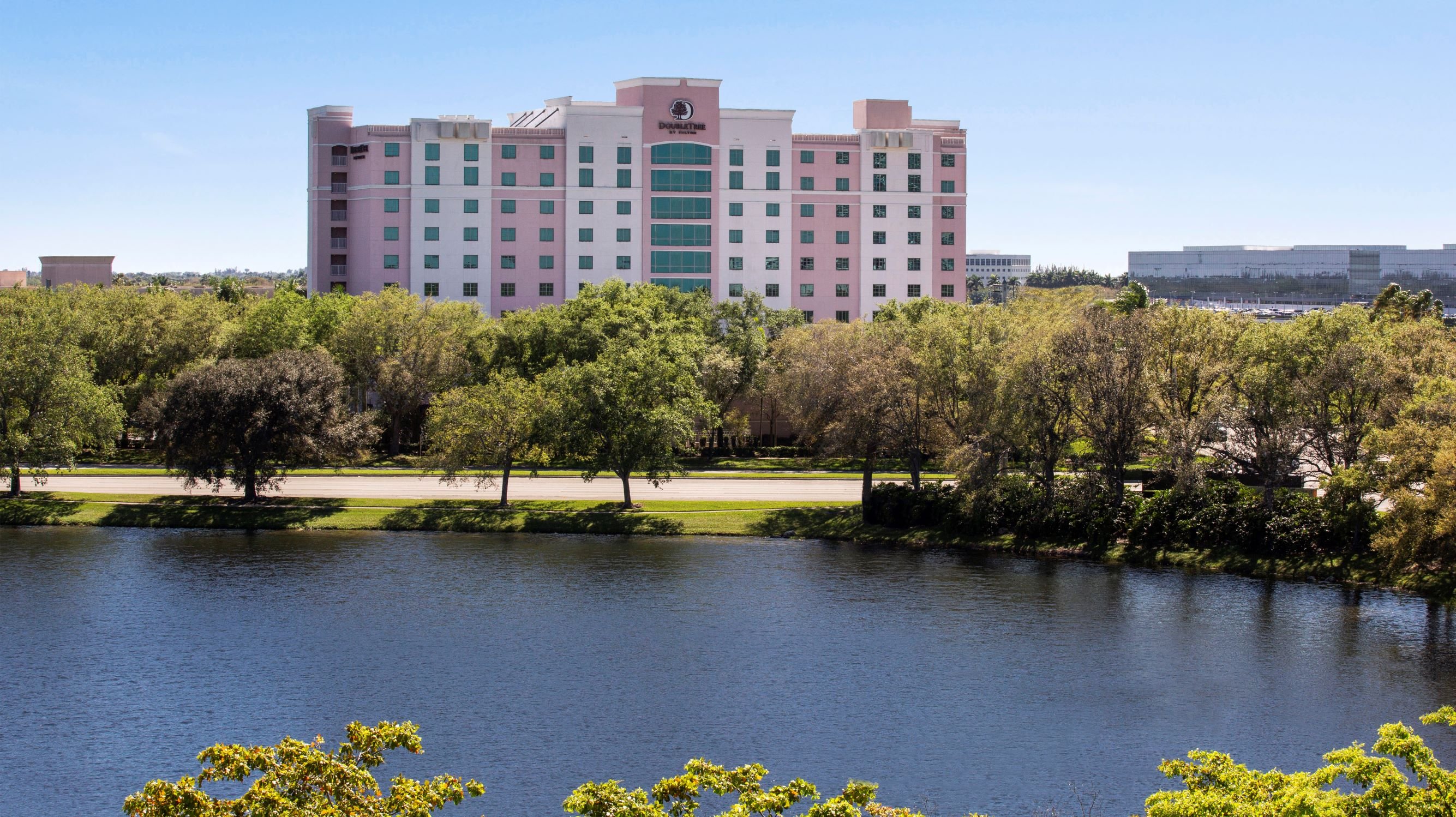 DoubleTree by Hilton Hotel Sunrise Sawgrass Mills UPDATED 2024