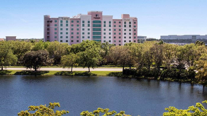 DOUBLETREE BY HILTON HOTEL SUNRISE - SAWGRASS MILLS, FLÓRIDA: 1.092 fotos,  comparação de preços e 654 avaliações - Tripadvisor