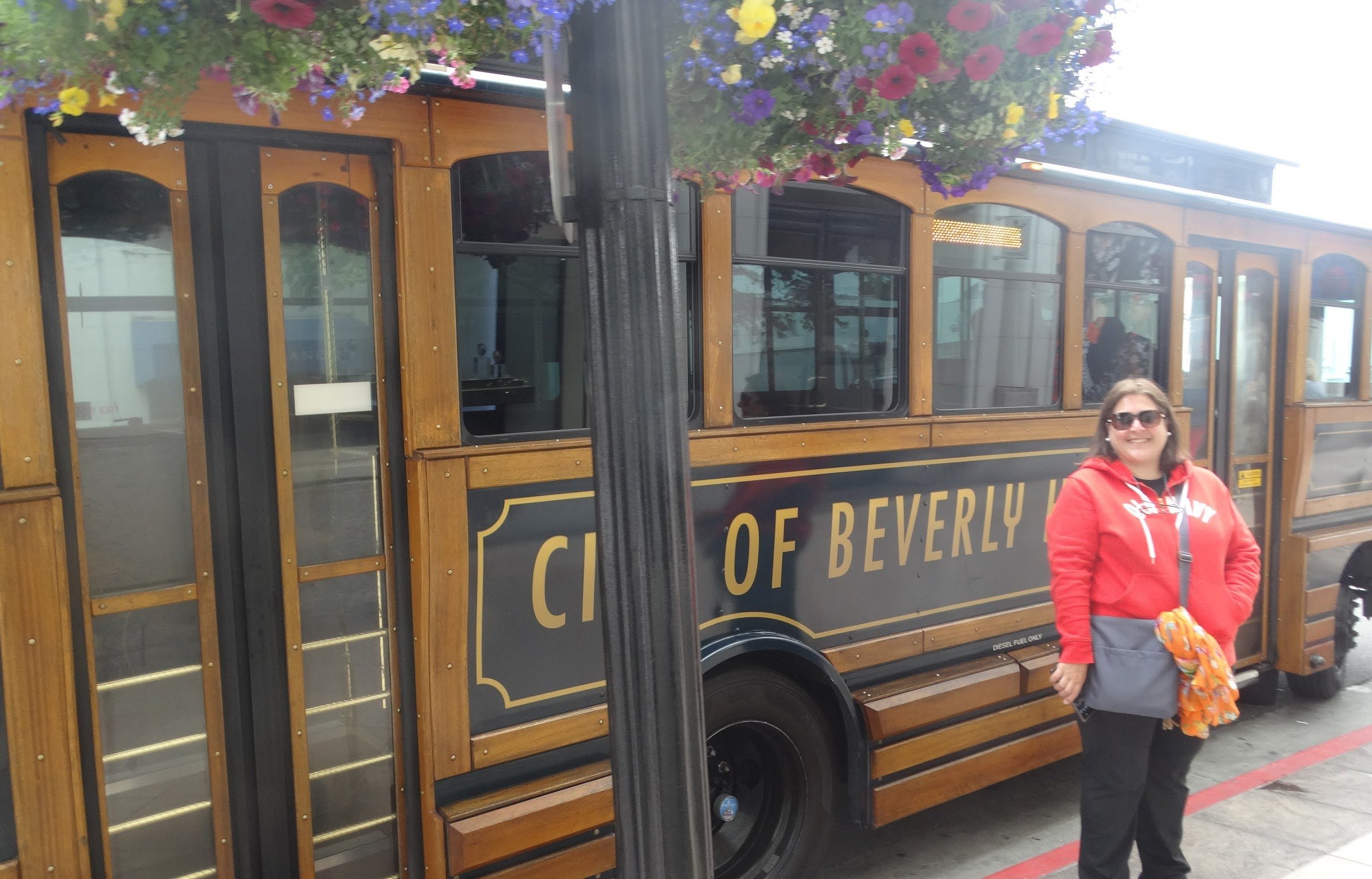 beverly hills trolley tour