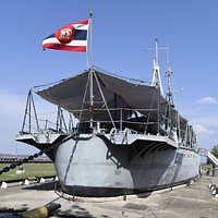 艦尾