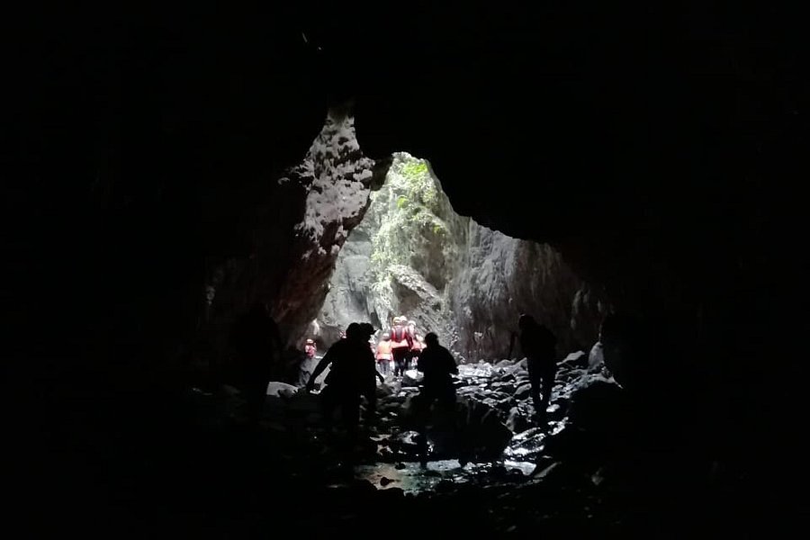 Cuevas De Bayano image