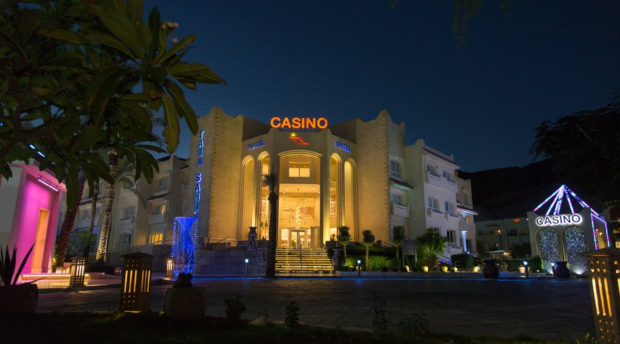 Taba Sands Hotel & Casino is a 4-star boutique hotel located in Taba, Egypt, just 200 meters from the Israeli border crossing and just 5-minute walk from the best coral beaches of the Red Sea. We offer 64 modern and stylish rooms, equipped with everything necessary for a comfortable and relaxing stay. In our hotel you can enjoy an outdoor pool, a spa, a selection of restaurants and bars and the largest casino in Taba. Did you know that Taba Sands Hotel & Casino is located within the Free Zone an