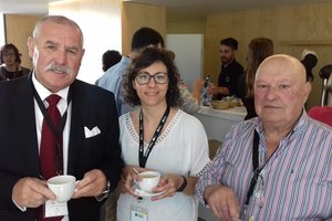 Centro de negócios e salas de eventos