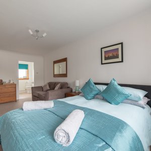 King Room with sofa and en-suite