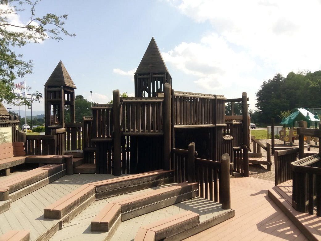 Harry L. Coomes Recreation Center (Abingdon) All You Need to Know