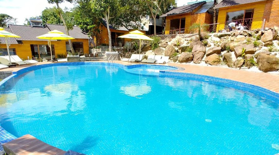 Main Swimming Pool