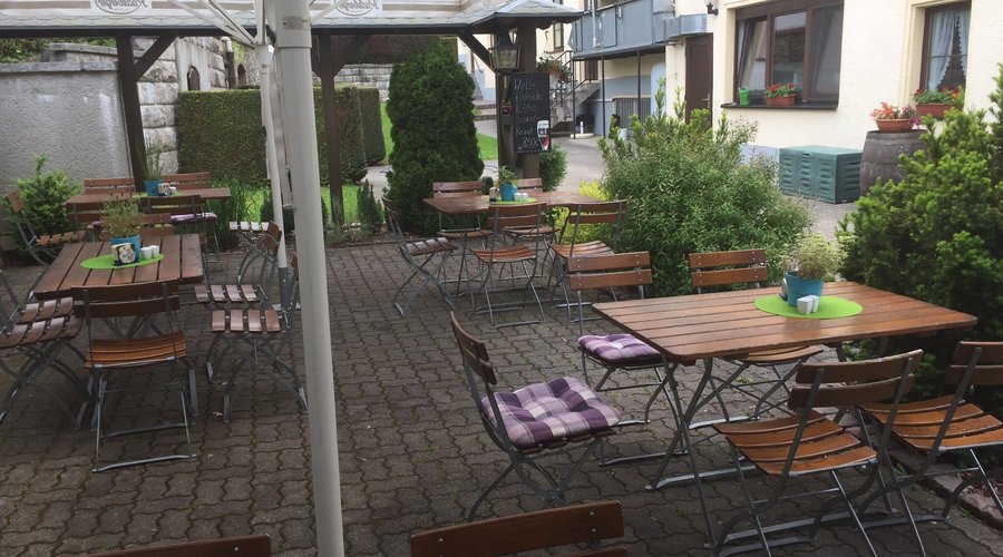 Draußen sitzen - Landgasthof Erbgericht