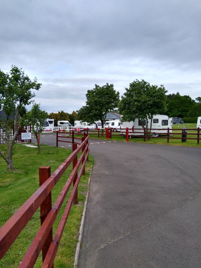 MARKET RASEN RACECOURSE CAMPING & TOURING PARK Prices & Campground