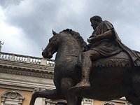 REPLICA STATUA EQUESTRE DI MARCO AURELIO: Tutto quello che c'è da sapere (AGGIORNATO  2024) - Tripadvisor