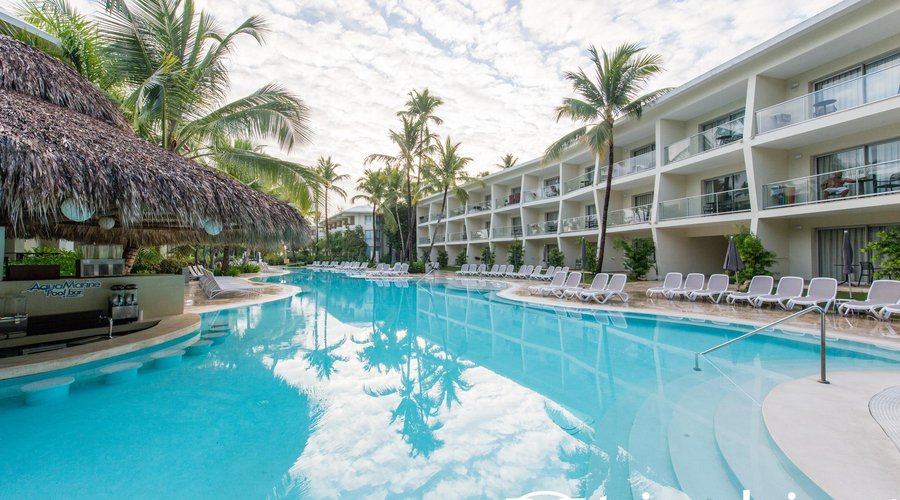The Premium Pool at the Impressive Premium Resorts & Spa