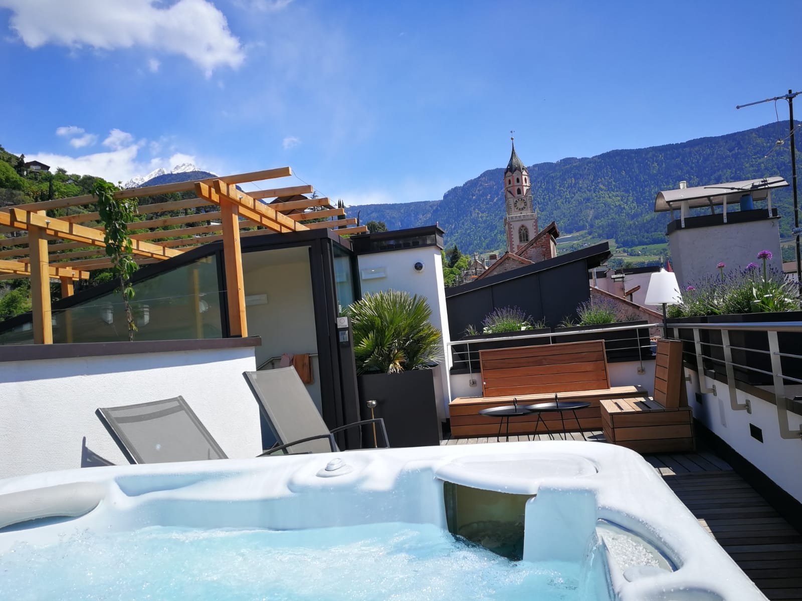 BOUTIQUEHOTEL SUITESEVEN MERAN B&B (Merano): Prezzi 2022 E Recensioni