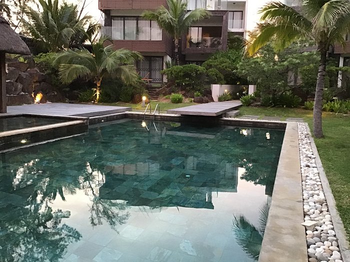 ROSE DES SABLES BEACHFRONT APARTMENTS - Hotel Reviews (Mauritius/Belle ...