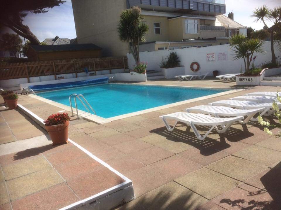 PINE LODGE - Prices & Guest House Reviews (Newquay, Cornwall) - Tripadvisor