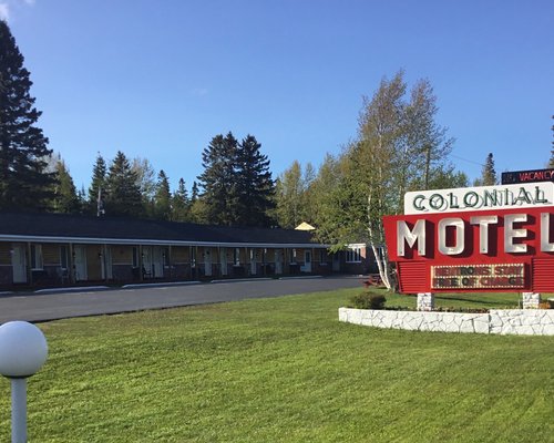 COLONIAL MOTEL - Updated 2024 Reviews (Manistique, MI)