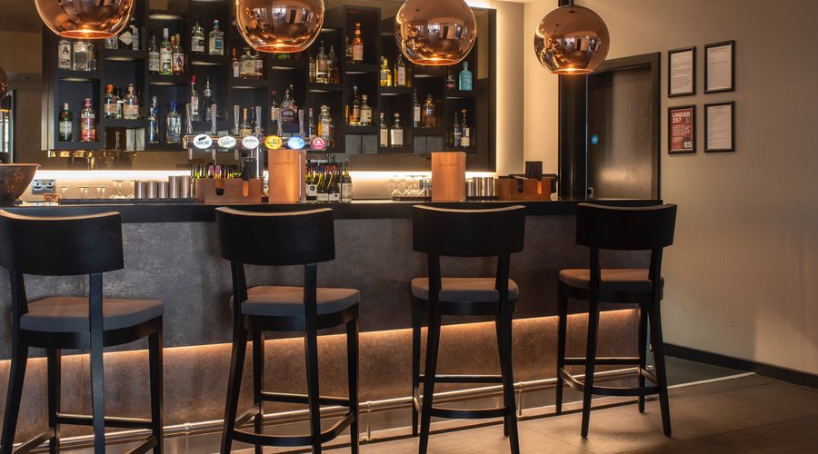Ten Hill Place Hotel Bar