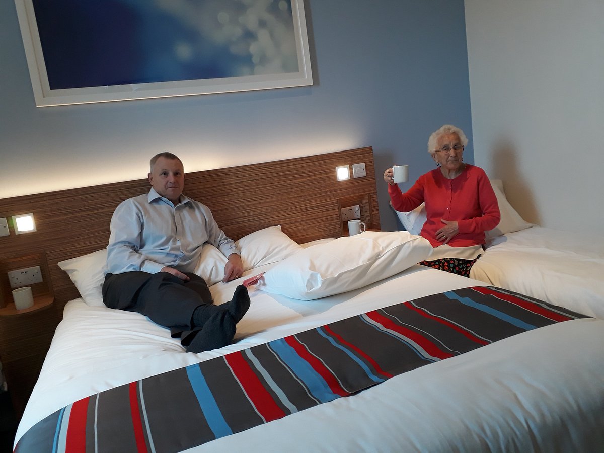 TRAVELODGE LIVERPOOL EDGE LANE - Updated 2022 Prices & Specialty Hotel ...