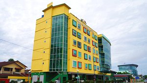 Pine Garden Hotel in Kuching, image may contain: City, Hotel, Condo, Neighborhood