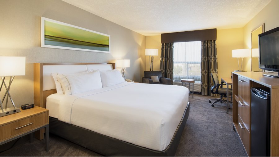 Holiday Inn Express & Suites - Sherwood Park (C̶$̶8̶8̶) C$79 - UPDATED ...