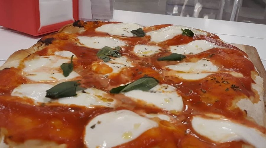 Pizza SCROCCHIARELLA margherita