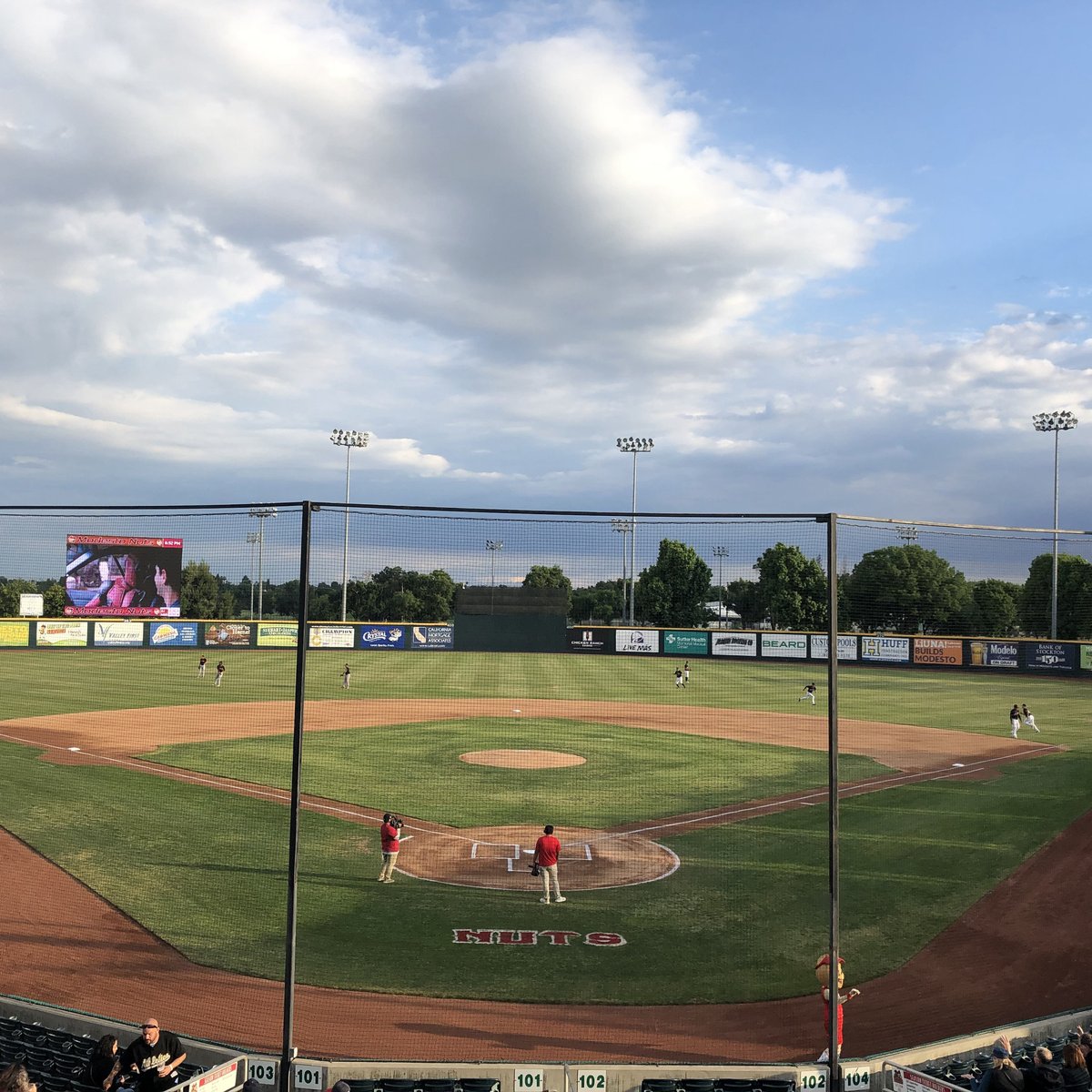 JOHN THURMAN FIELD (Modesto) Ce qu'il faut savoir