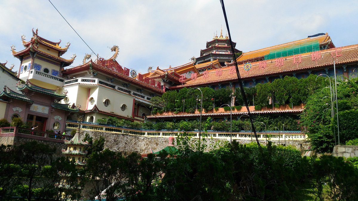 Goddess Of Mercy Temple Kuan Yin Teng 乔治城 旅游景点点评 Tripadvisor