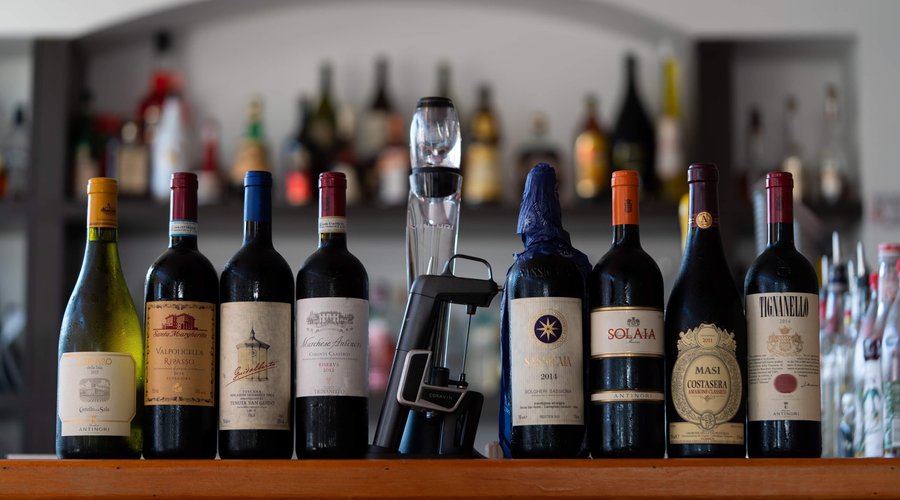 We have a new cava!! When you visit us don’t forget to check our carefully selected collection of wines and speak to our expert sommelier. If you don’t want the whole bottle, our sommelier will pour a glass of your selection using our new ‘Coravin’.