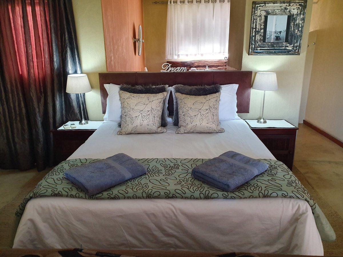 Watershed Guest House Rooms: Pictures & Reviews - Tripadvisor