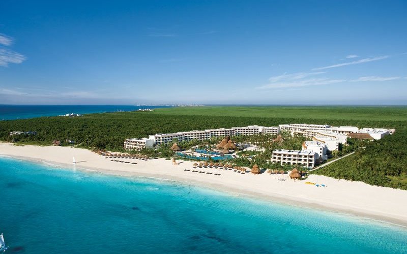 Secrets Maroma Beach Riviera Cancún.
Hidden away on one of the best beaches in all of Mexico.