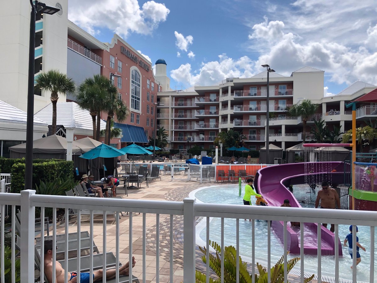 embassy suites orlando lake buena vista reviews