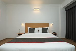 Room & Suite