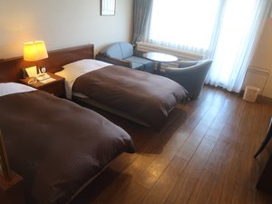 客室 & スイート