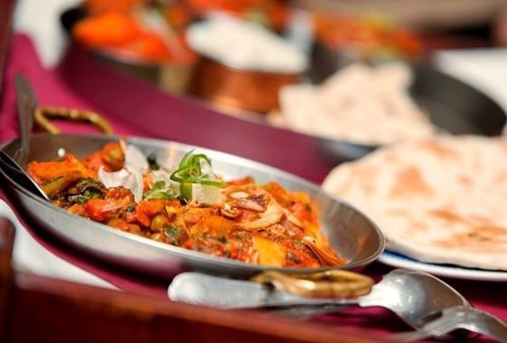 No 1 slimming world Recommended our chef specialised cooking dish with not oil no gee (butter). 