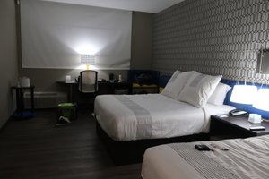 Room & Suite
