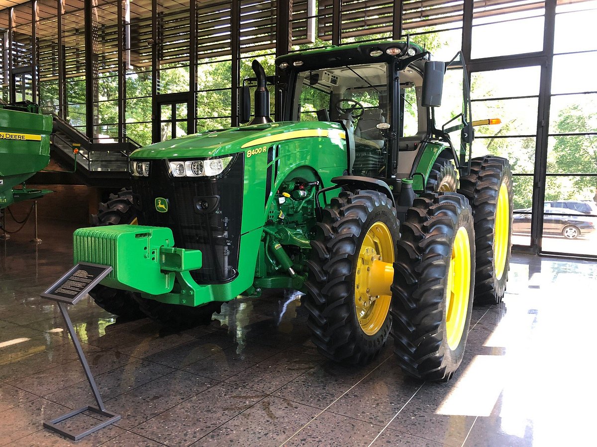 John Deere CEO sees story, gives Breckenridge teen VIP tour of Illinois  headquarters - Agweek