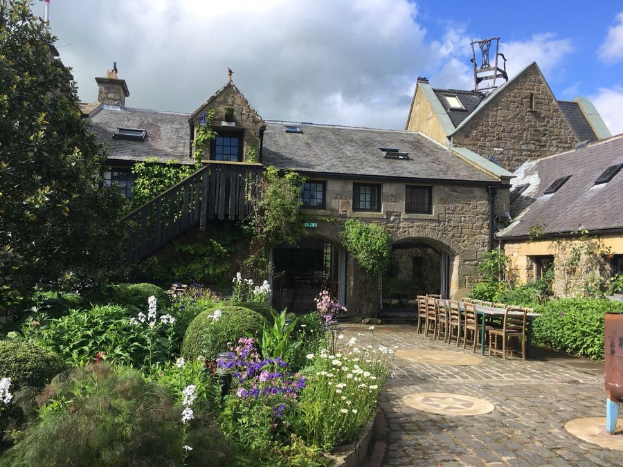 ALNWICK LODGE $92 ($̶1̶4̶1̶) - Prices & B&B Reviews - Northumberland ...