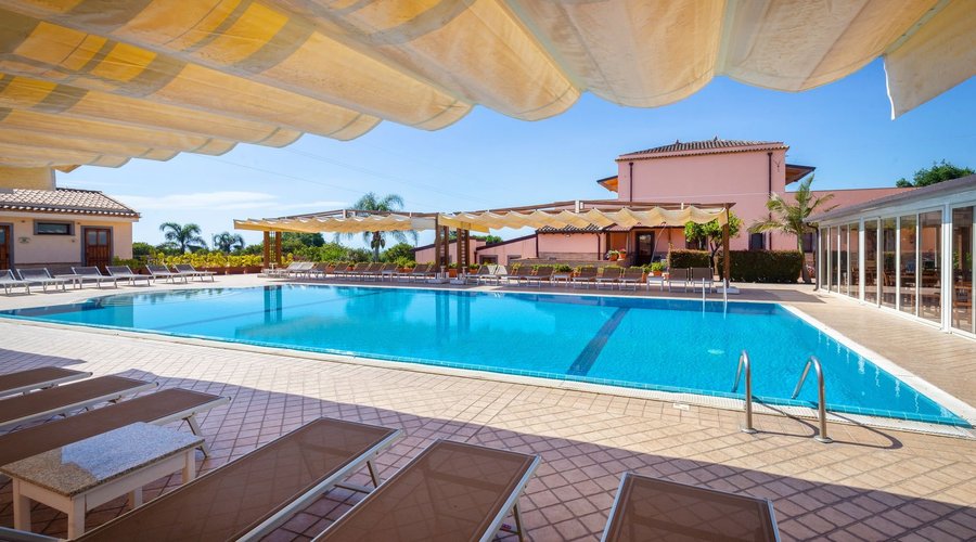 pool view