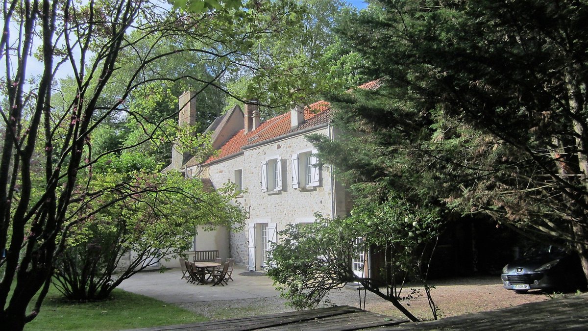 Babes in Vaux-le-Pénil