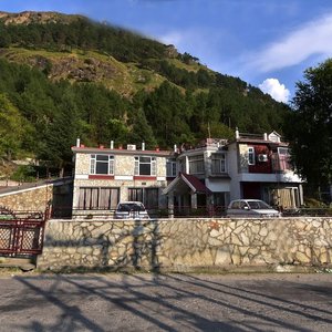 Mashoo Resorts in Bhuntar, image may contain: Scenery, Plant, Terrace, Waterfront