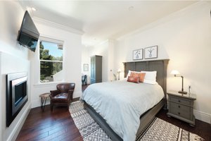 Room & Suite