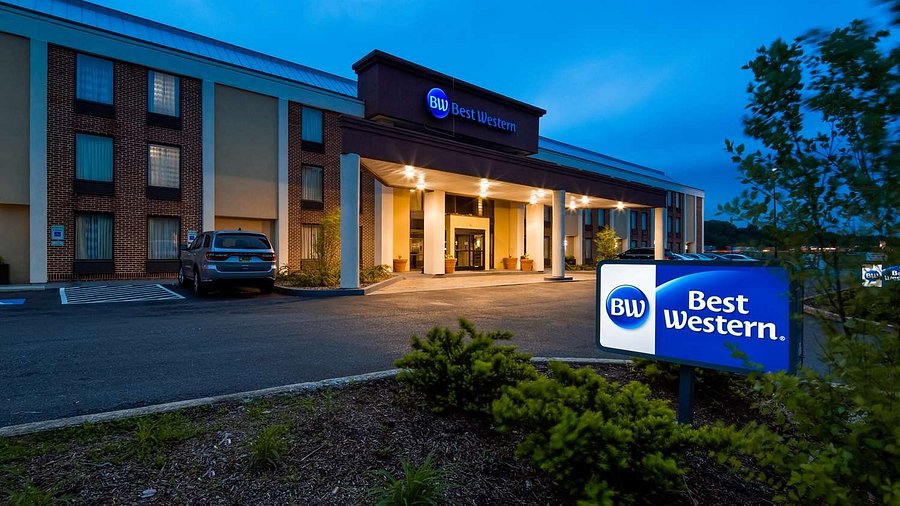 BEST WESTERN HARRISBURG NORTH $63 ($̶1̶3̶0̶) - Updated 2021 Prices