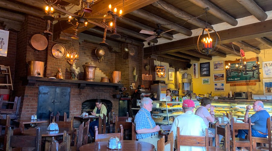 French Pastry Shop & Restaurant