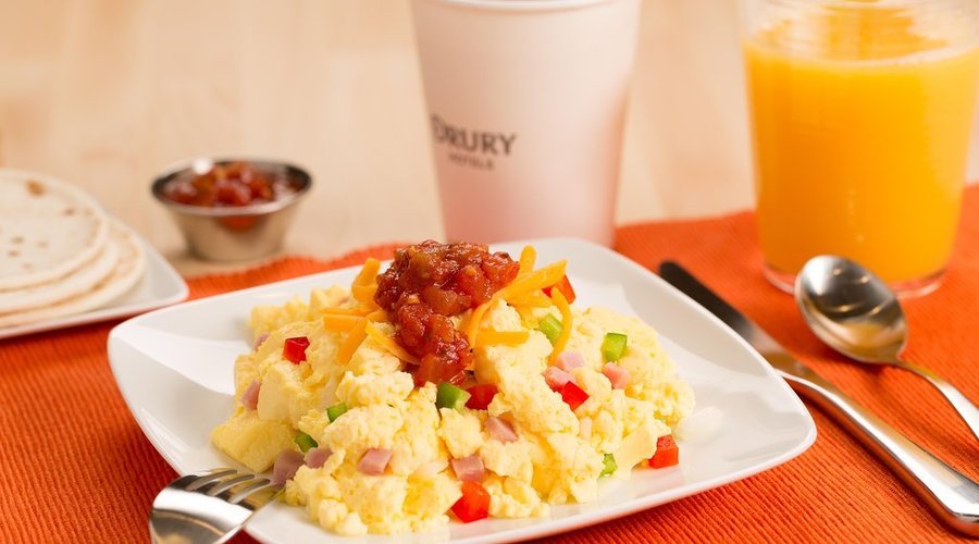 Free Hot Breakfast