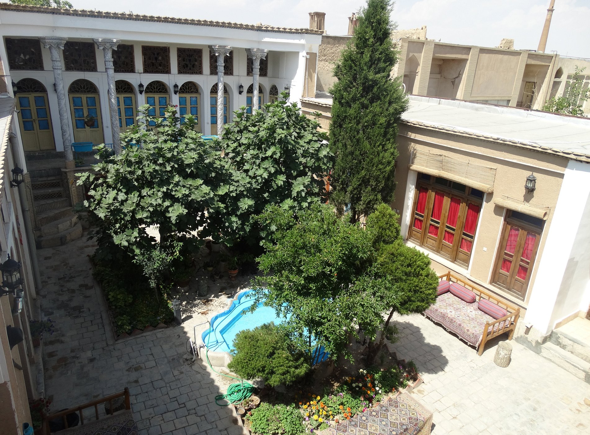 Ashkani Palace image