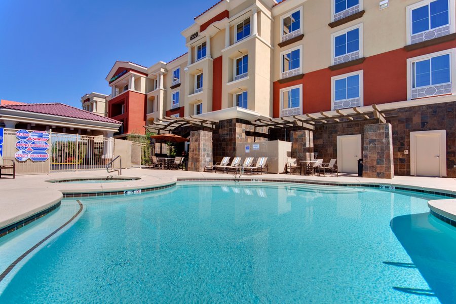 HOLIDAY INN EXPRESS & SUITES LAS VEGAS SW SPRING VALLEY 118 (̶1̶3̶5̶